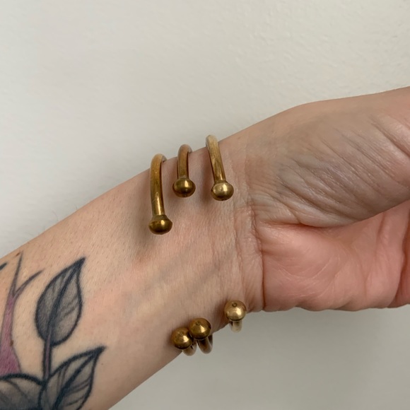 3 vintage bangles in size small - Picture 2 of 9